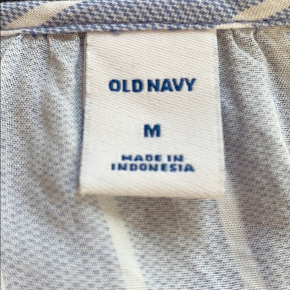 Old Navy flutter sleeve/vertical stripe/100viscose - Picture 6 of 8